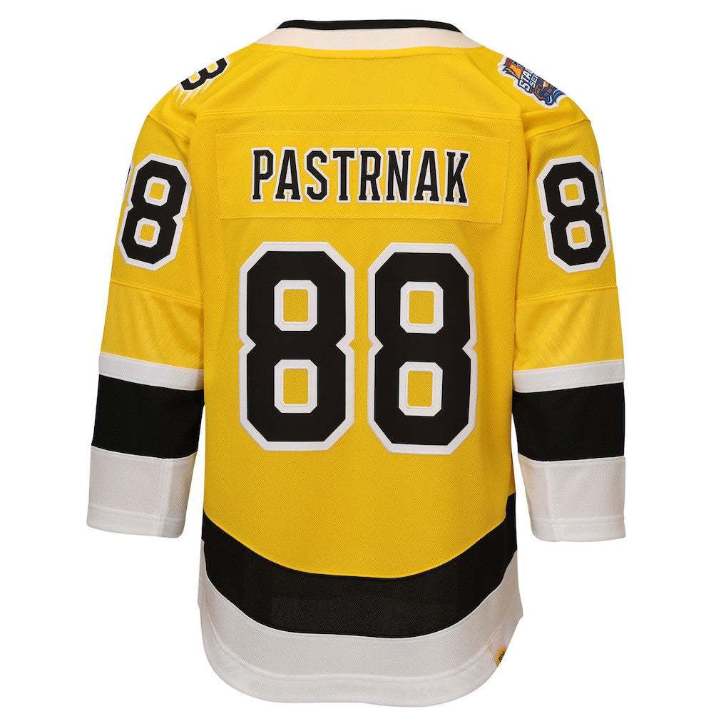 David Pastrnak 88 Boston Bruins 2026 Stadium Series Premier YOUTH Jersey - Gold