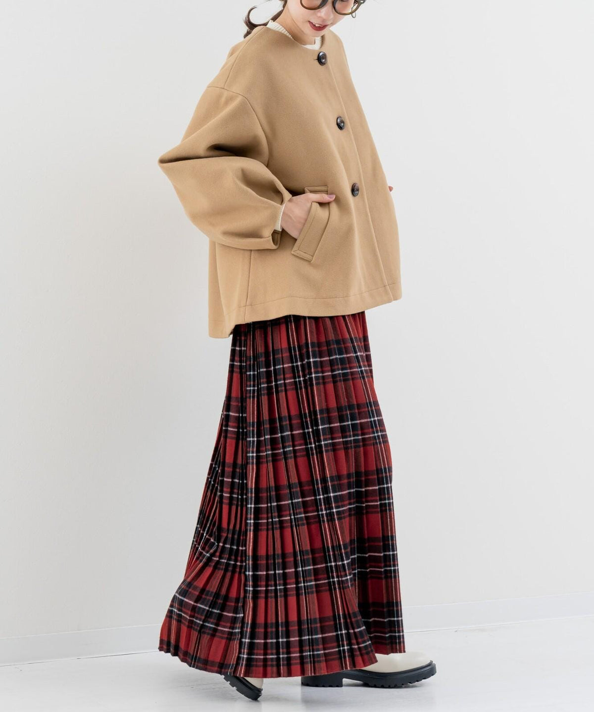 Short Length Collarless Short Coat
