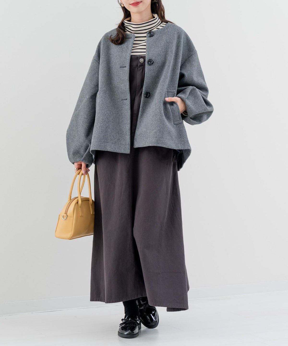 Short Length Collarless Short Coat