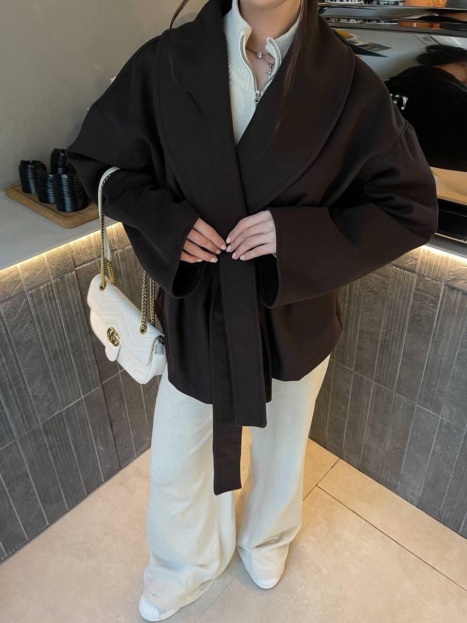 Women's Oversized Cashmere Coat Short Belted Wrap Jacket Autumn Outerwear Minimalist Pockets Soft Unlined Layering Fashion Gift Wardrobe