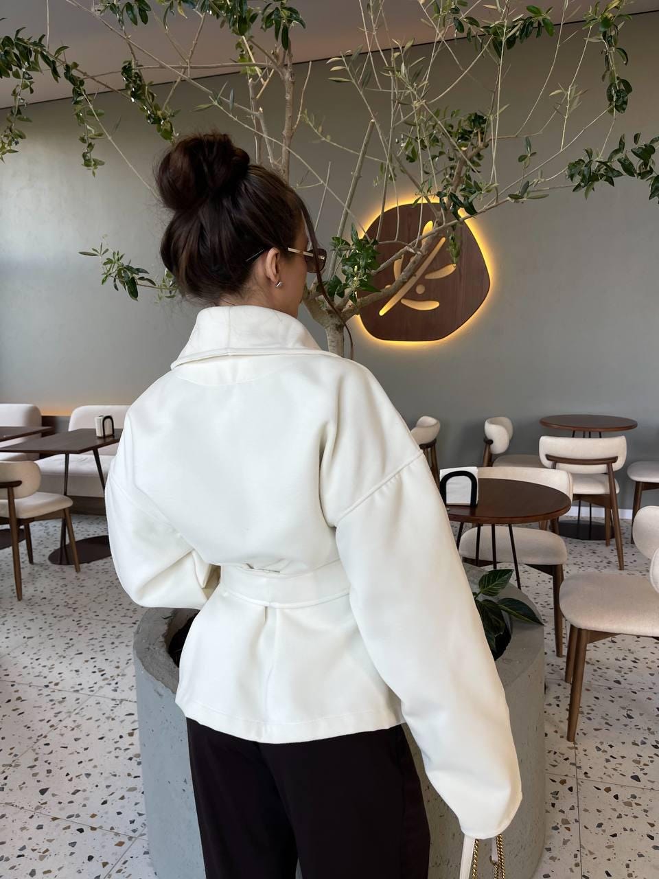 Women's Oversized Cashmere Coat Short Belted Wrap Jacket Autumn Outerwear Minimalist Pockets Soft Unlined Layering Fashion Gift Wardrobe
